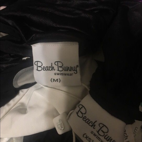 Beach bunny bikini - Picture 4 of 4